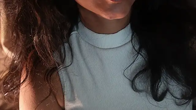 Snapshot of -AyeshaSinghania- chatting on September 2025 10:18:01 AM -AyeshaSinghania- online show from September 2025 10:18:01 AM