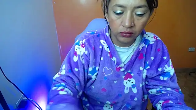 daleska ayala 1 online show from January 2025 01:52:01 PM
