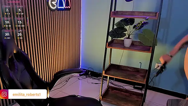 emily roberts1 online show from November 2025 10:36:01 PM