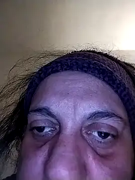 Snapshot of BustyBabyOfficial chatting on December 2024 05:00:01 PM BustyBabyOfficial online show from December 2024 05:00:01 PM