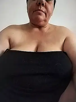 Snapshot of BustyBabyOfficial chatting on September 2025 11:31:02 AM BustyBabyOfficial online show from September 2025 11:31:02 AM