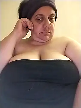 Snapshot of BustyBabyOfficial chatting on November 2025 11:59:02 PM BustyBabyOfficial online show from November 2025 11:59:02 PM