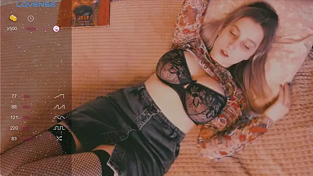 Snapshot of yoursugarbabe chatting on November 2025 03:43:02 PM yoursugarbabe online show from November 2025 03:43:02 PM