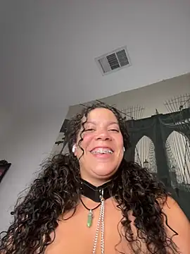 Snapshot of Bigbuttbrooklynn chatting on February 2025 08:24:02 AM Bigbuttbrooklynn online show from February 2025 08:24:02 AM