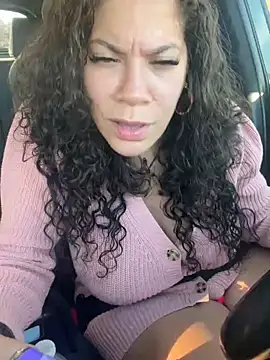 Snapshot of Bigbuttbrooklynn chatting on February 2025 11:38:02 PM Bigbuttbrooklynn online show from February 2025 11:38:02 PM