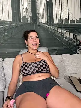 Snapshot of Bigbuttbrooklynn chatting on February 2025 01:46:02 AM Bigbuttbrooklynn online show from February 2025 01:46:02 AM