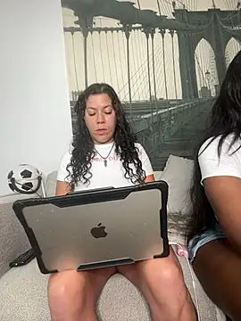 Snapshot of Bigbuttbrooklynn chatting on February 2025 12:49:01 AM Bigbuttbrooklynn online show from February 2025 12:49:01 AM