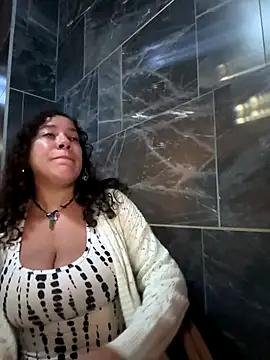 Snapshot of Bigbuttbrooklynn chatting on October 2025 05:55:02 AM Bigbuttbrooklynn online show from October 2025 05:55:02 AM