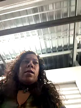 Snapshot of Bigbuttbrooklynn chatting on November 2025 04:17:02 PM Bigbuttbrooklynn online show from November 2025 04:17:02 PM