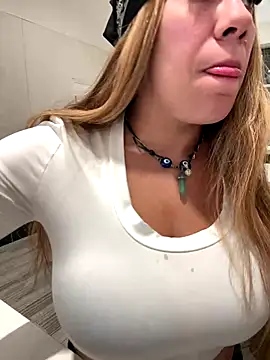 Snapshot of Bigbuttbrooklynn chatting on November 2025 07:13:02 AM Bigbuttbrooklynn online show from November 2025 07:13:02 AM