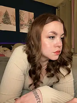 Snapshot of VictoriaLaFleur chatting on December 2025 09:20:02 PM VictoriaLaFleur online show from December 2025 09:20:02 PM