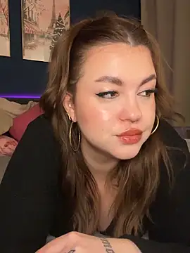 Snapshot of VictoriaLaFleur chatting on December 2025 09:19:02 PM VictoriaLaFleur online show from December 2025 09:19:02 PM