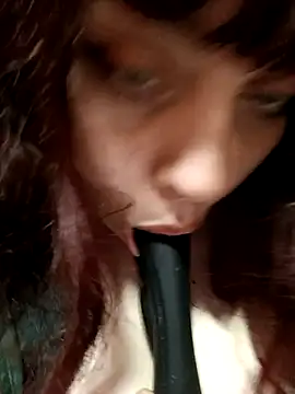 Snapshot of persefone97 chatting on February 2025 08:31:01 PM persefone97 online show from February 2025 08:31:01 PM