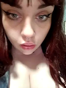 Snapshot of persefone97 chatting on February 2025 07:58:01 PM persefone97 online show from February 2025 07:58:01 PM