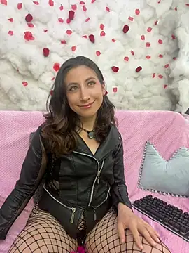 Snapshot of SkarletJhonson_ chatting on June 2026 06:30:01 AM SkarletJhonson online show from June 2026 06:30:01 AM