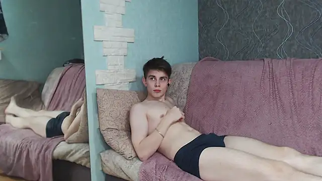 Snapshot of Student_Oliver chatting on February 2025 09:04:02 PM Student Oliver online show from February 2025 09:04:02 PM