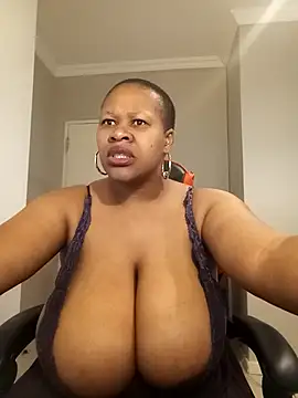 bustylisa1983 online show from September 2025 05:41:01 AM