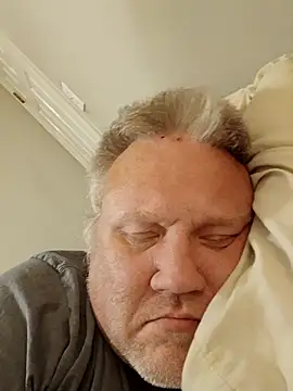 Snapshot of Jbirdb48 chatting on December 2025 04:33:02 AM Jbirdb48 online show from December 2025 04:33:02 AM