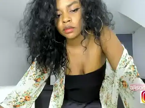 Snapshot of alison-ker3 chatting on December 2024 10:35:02 AM alison-ker3 online show from December 2024 10:35:02 AM