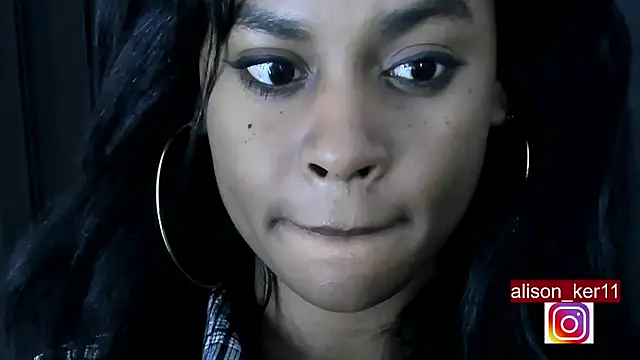 Snapshot of alison-ker3 chatting on February 2025 01:05:02 PM alison-ker3 online show from February 2025 01:05:02 PM