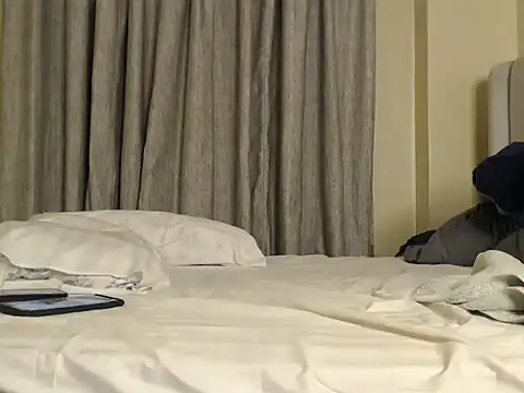 CurvyGlass online show from March 2025 12:20:02 AM