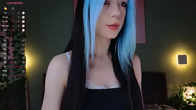 TristaRoht online show from March 2025 01:40:01 PM