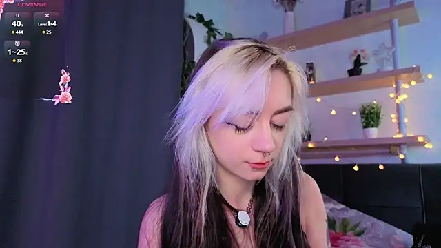 TristaRoht online show from April 2026 03:17:01 PM