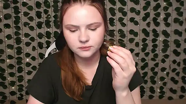 IxxiLiana online show from February 2025 04:11:02 AM
