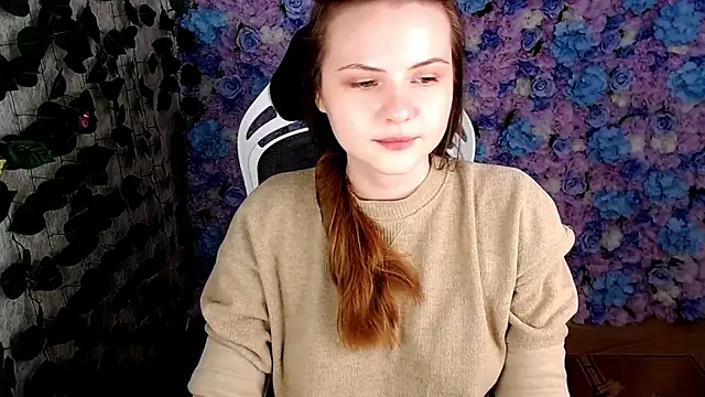 IxxiLiana online show from October 2025 05:08:02 AM