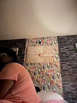 Yagurl  west online show from December 2025 05:02:02 AM