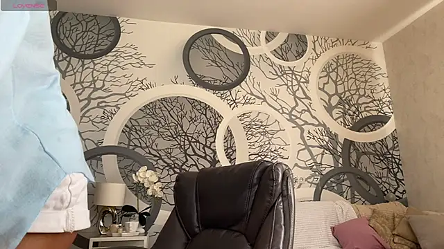Snapshot of viviann_evans chatting on June 2026 02:35:02 AM viviann evans online show from June 2026 02:35:02 AM