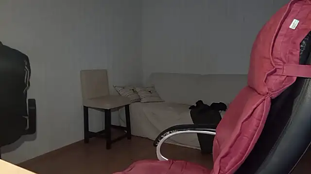 Snapshot of Rainfish chatting on October 2025 04:45:02 AM Rainfish online show from October 2025 04:45:02 AM