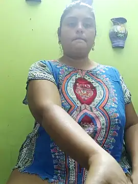Snapshot of AlyDenalioficial chatting on January 2025 04:10:01 PM AlyDenalioficial online show from January 2025 04:10:01 PM