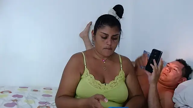 Snapshot of AlyDenalioficial chatting on March 2025 04:07:02 PM AlyDenalioficial online show from March 2025 04:07:02 PM
