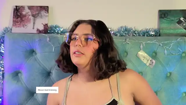 Paola Lyon  online show from January 2026 11:56:02 AM