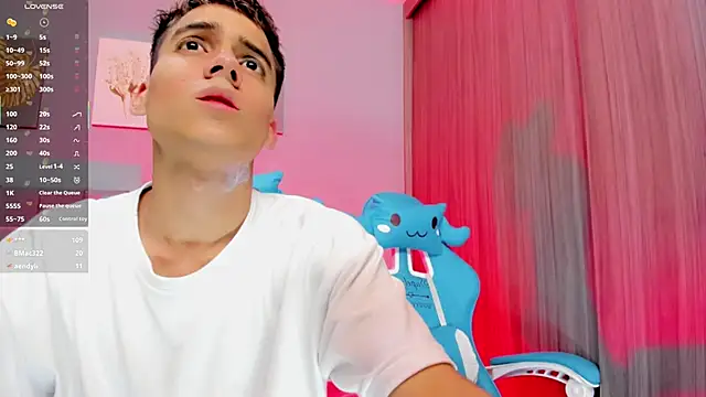 Snapshot of jake_and_joaquin chatting on February 2025 03:04:02 AM jake and joaquin online show from February 2025 03:04:02 AM