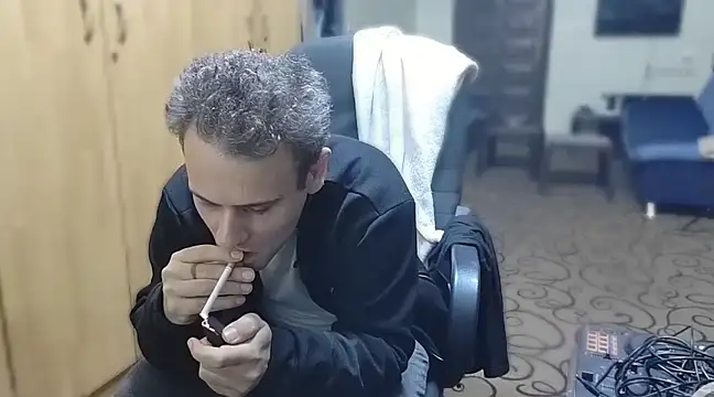 Snapshot of Arabeyes chatting on December 2024 04:20:01 AM Arabeyes online show from December 2024 04:20:01 AM