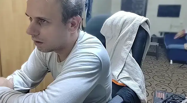 Snapshot of Arabeyes chatting on December 2024 09:24:01 PM Arabeyes online show from December 2024 09:24:01 PM