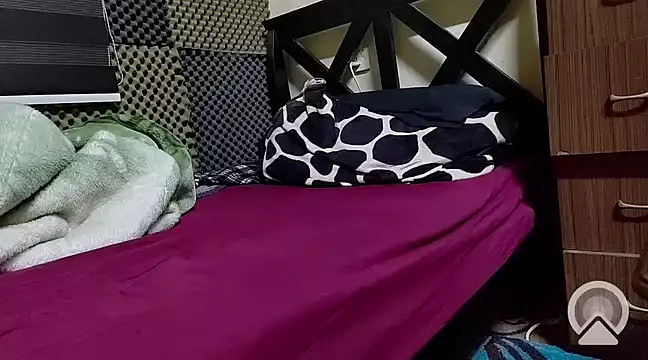 Snapshot of Arabeyes chatting on March 2025 03:40:01 AM Arabeyes online show from March 2025 03:40:01 AM