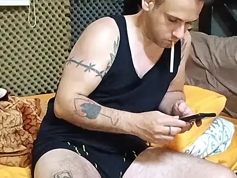 Snapshot of Arabeyes chatting on September 2025 09:42:02 AM Arabeyes online show from September 2025 09:42:02 AM