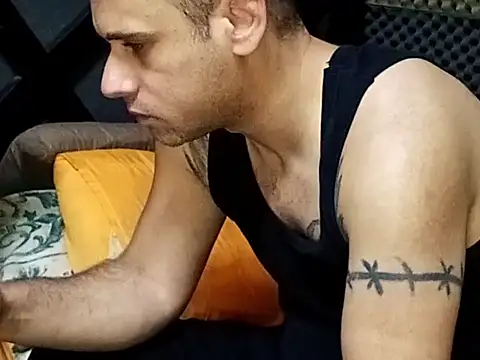 Snapshot of Arabeyes chatting on September 2025 11:39:02 PM Arabeyes online show from September 2025 11:39:02 PM