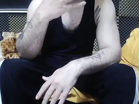 Snapshot of Arabeyes chatting on November 2025 02:54:01 AM Arabeyes online show from November 2025 02:54:01 AM