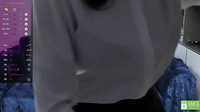 Agatta Smith online show from April 2026 03:20:02 PM