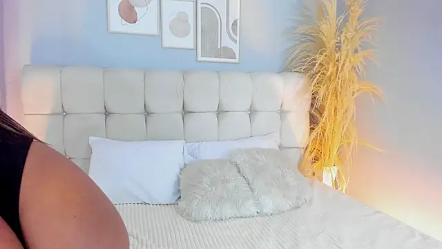 Snapshot of sofi_potter_ chatting on December 2024 05:02:01 AM sofi potter online show from December 2024 05:02:01 AM