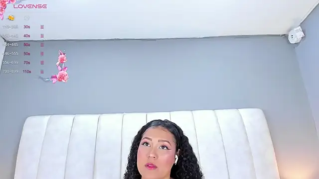 Ashleyy23x online show from November 2025 07:46:01 PM