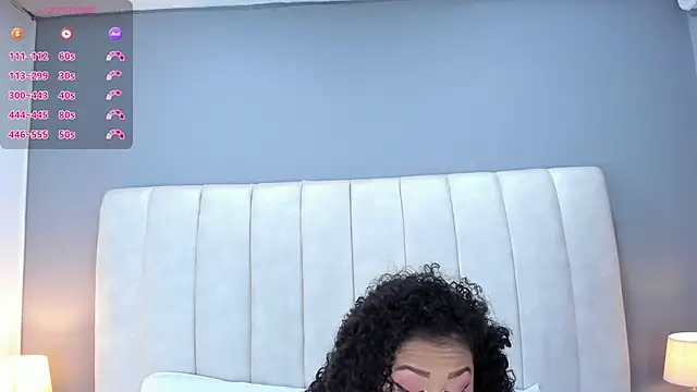 Ashleyy23x online show from November 2025 07:35:01 PM