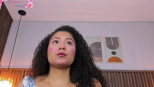 Ashleyy23x online show from July 2026 08:01:01 PM