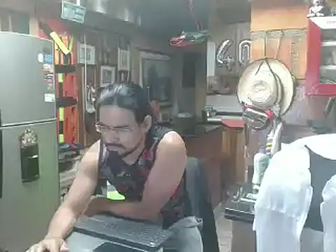 Snapshot of Dr_Pocholate84 chatting on February 2025 04:46:02 AM Dr Pocholate84 online show from February 2025 04:46:02 AM