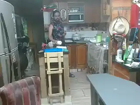 Snapshot of Dr_Pocholate84 chatting on February 2025 03:40:01 AM Dr Pocholate84 online show from February 2025 03:40:01 AM