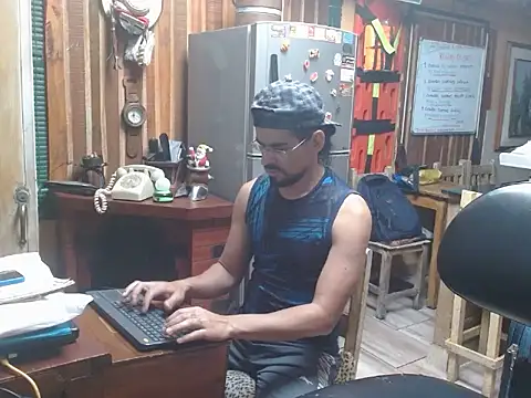 Snapshot of Dr_Pocholate84 chatting on October 2025 12:08:02 AM Dr Pocholate84 online show from October 2025 12:08:02 AM